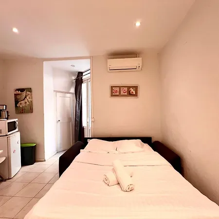 A043-functional Downtown Appartement